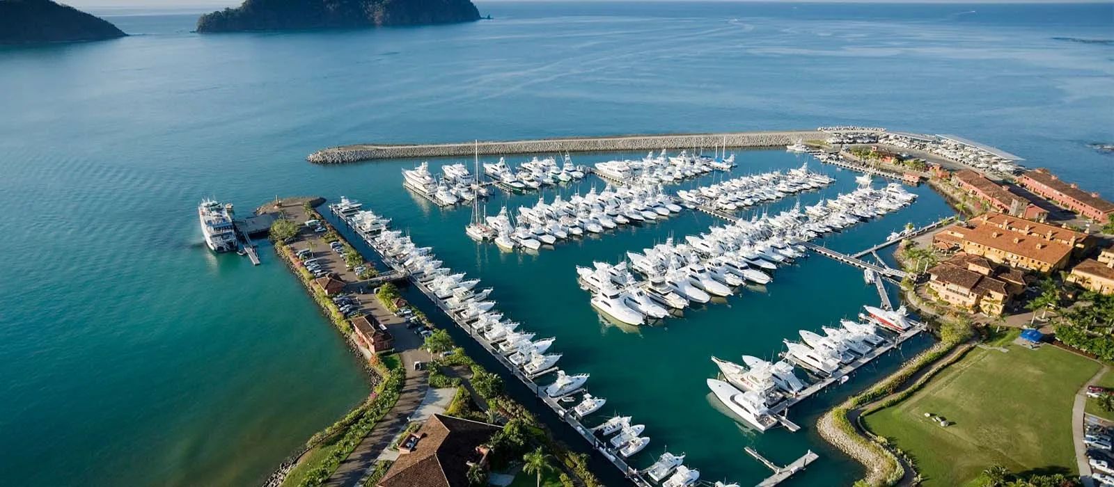 Los Sueños coastal area