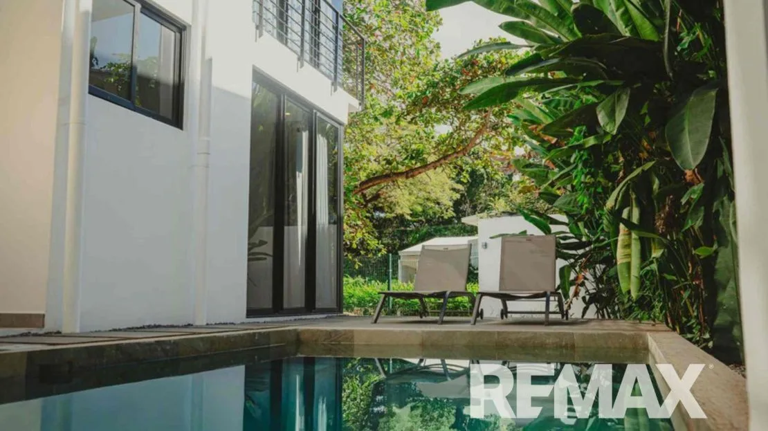 Luxury Beachfront in Hermosa Palms | 2 Homes with Private Beach Access — photo 23