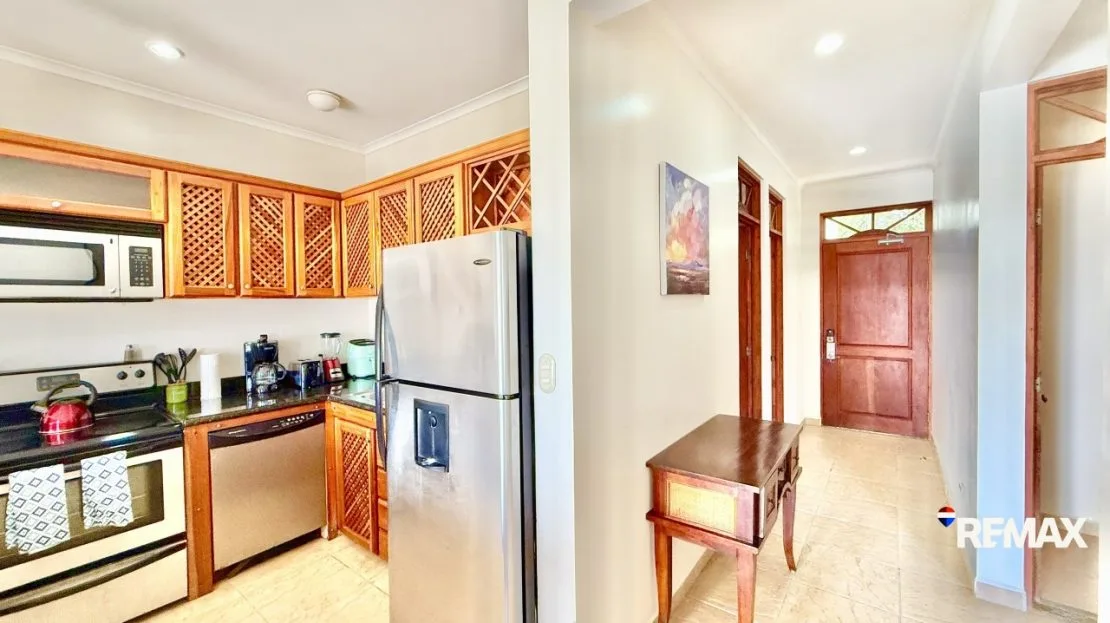 Beachfront Dream Condo Ocean View! — photo 8