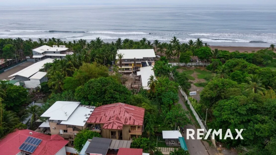 Beachside Bliss: Luxury Living with 9 rental incomes & Rooftop Yoga Deck! — photo 29