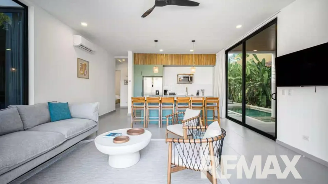Luxury Beachfront in Hermosa Palms | 2 Homes with Private Beach Access — photo 10