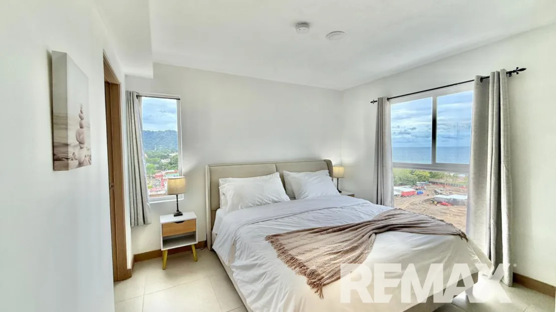 Stunning Oceanview Condo in Jaco Beach — photo 10