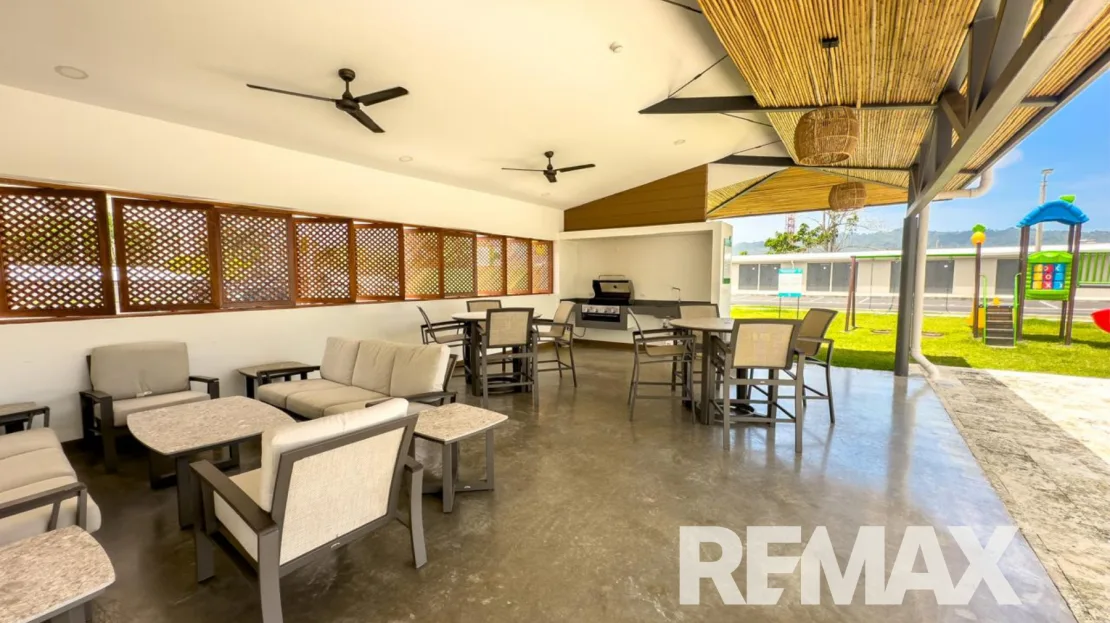 Stunning Oceanview Condo in Jaco Beach — photo 24