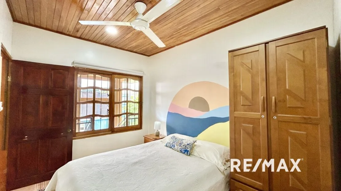 Beachside Bliss: Luxury Living with 9 rental incomes & Rooftop Yoga Deck! — photo 26