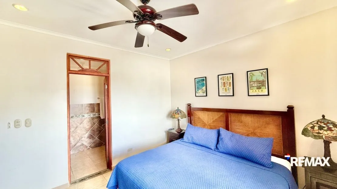 Beachfront Dream Condo Ocean View! — photo 10