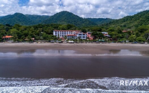 La Paloma Blanca Oceanfront Condo