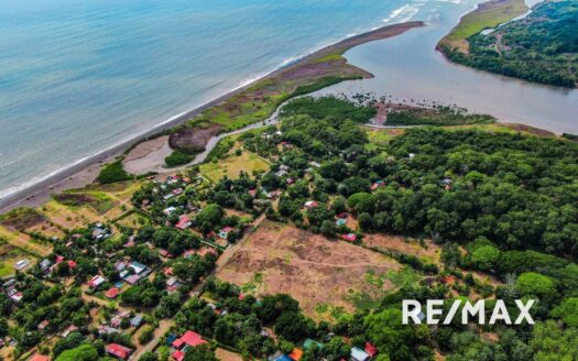 5.87 acres of pristine land in Playa Azul | Tarcoles