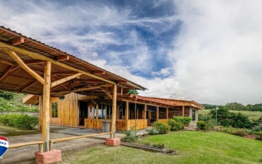 Recreational Farm | Hills of Poas Volcano