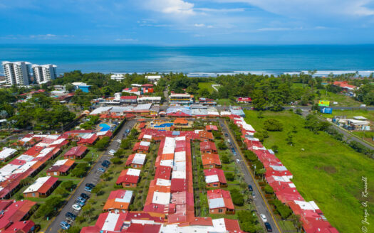 Jaco Beach, central location one bedroom condo