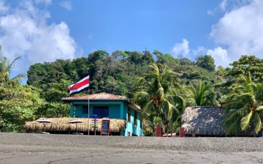 Beach Front Hotel in Surfing Paradise