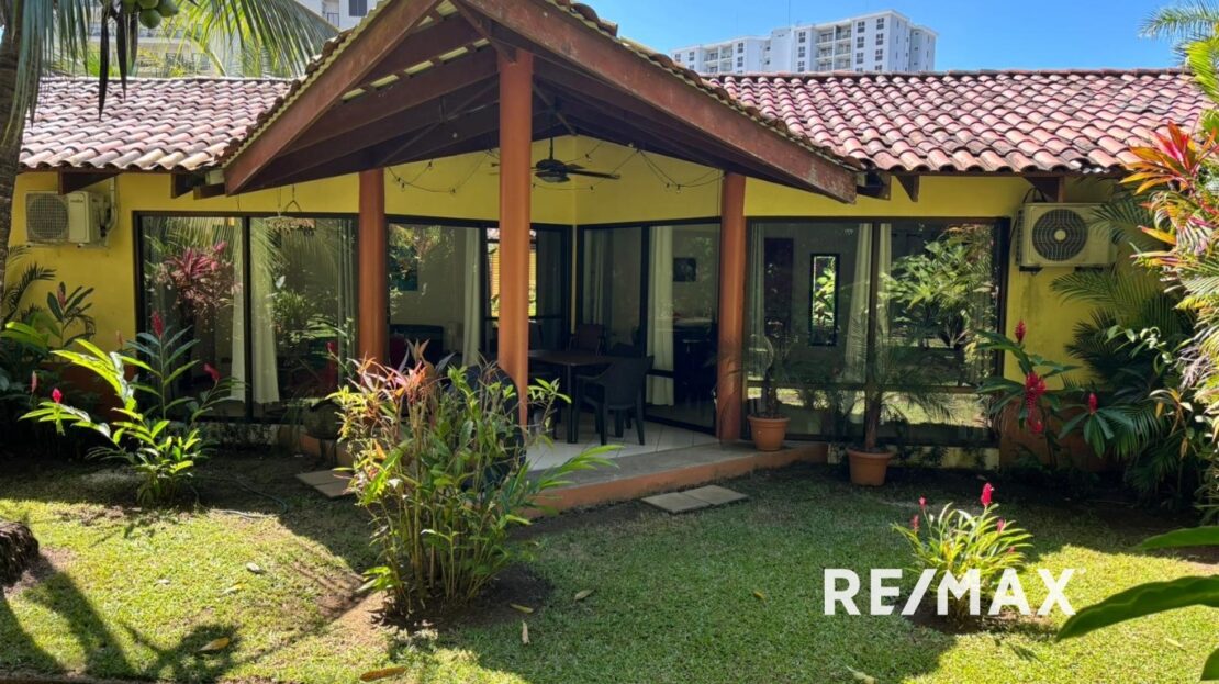 Garabito Central Pacific Costa Rica>Jaco  89854 | Dominique Brousseau Jaco Costa Rica Real Estate Agent