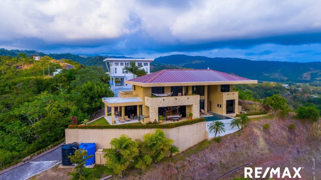 Garabito Central Pacific Costa Rica>Hermosa Beach For Sale 80306 | Dominique Brousseau Jaco Costa Rica Real Estate Agent