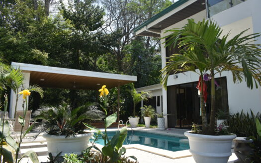 House in Punta Leona Area