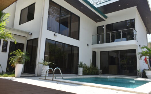 House in Punta Leona Area