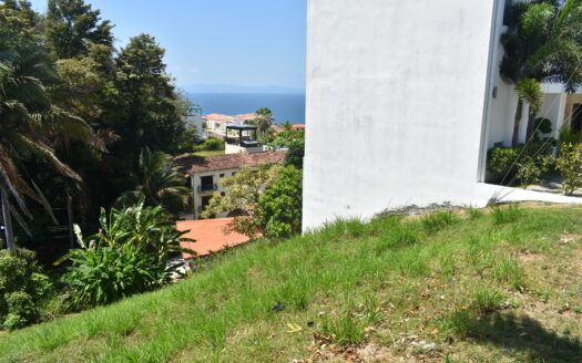 Altos Leona mar lot / Punta Leona