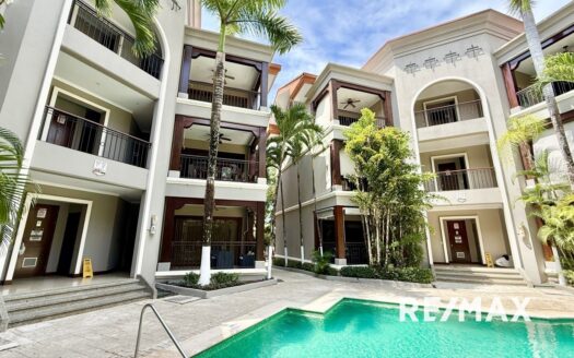 Private access to the beach south end of Jaco | 2bdrm 3 bath condo!