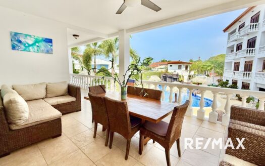Wake Up to Waves – 3 bedrooms Beachfront Beauty in Jacó