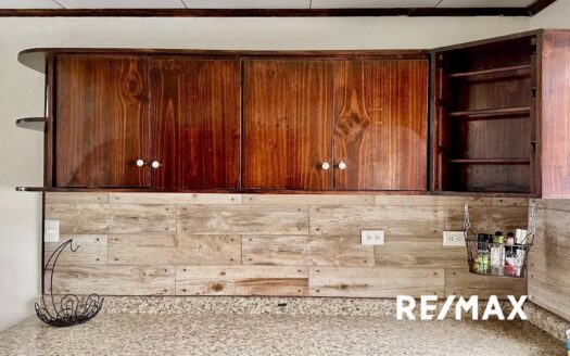 Charming Villa in Gated Community in Jaco – Walk to the Beach