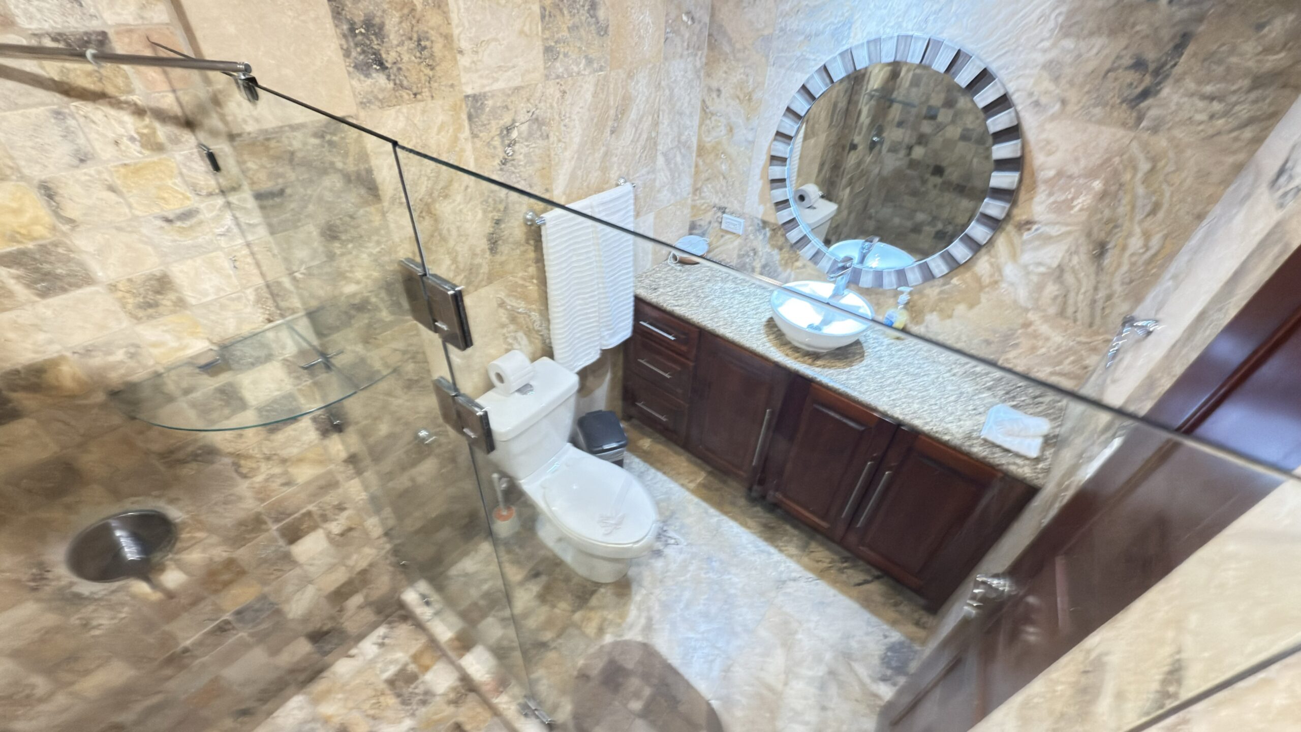 Jaco Beachfront Condo / Breakwater Point