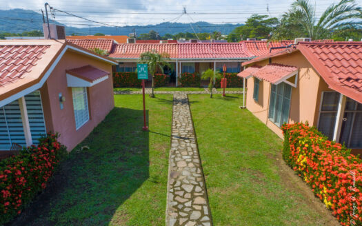 Jaco one bedroom cozy condo beach walking distance