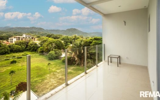 Oceanfront Luxury Living in the Heart of Jacó – Diamante Del Sol S501