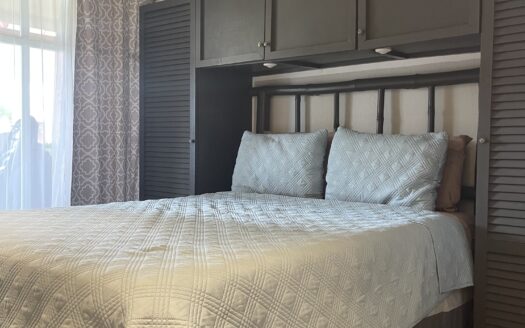 Stunning Remodeled two bed room Paradise Condo