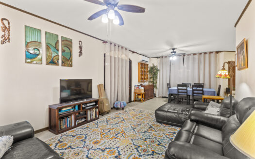 4 Bedroom South End Condo| Direct Beach Access