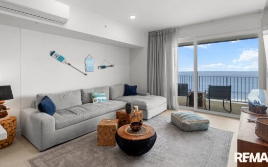 Luxury Oceanfront Penthouse with Sweeping Sunset Views – Pacific Point 1201, Jaco Beach