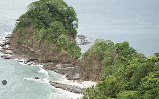 Beautiful Lot Villa Leona