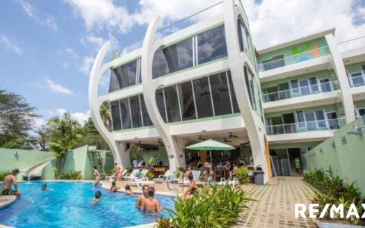 Successful 28 Room Hostel in Jaco Beach
