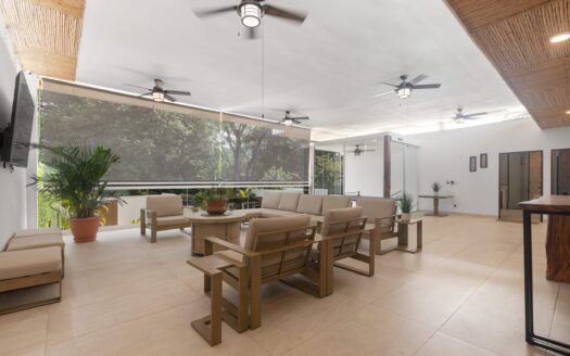 Luxury Residence in Jaco Beach with a Private Pool