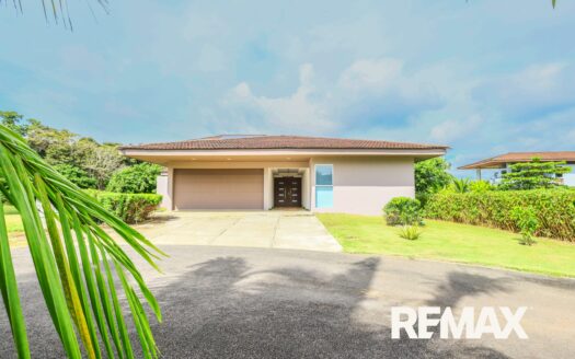 Luxury Lakeside Villa | Exclusive Beachside Community