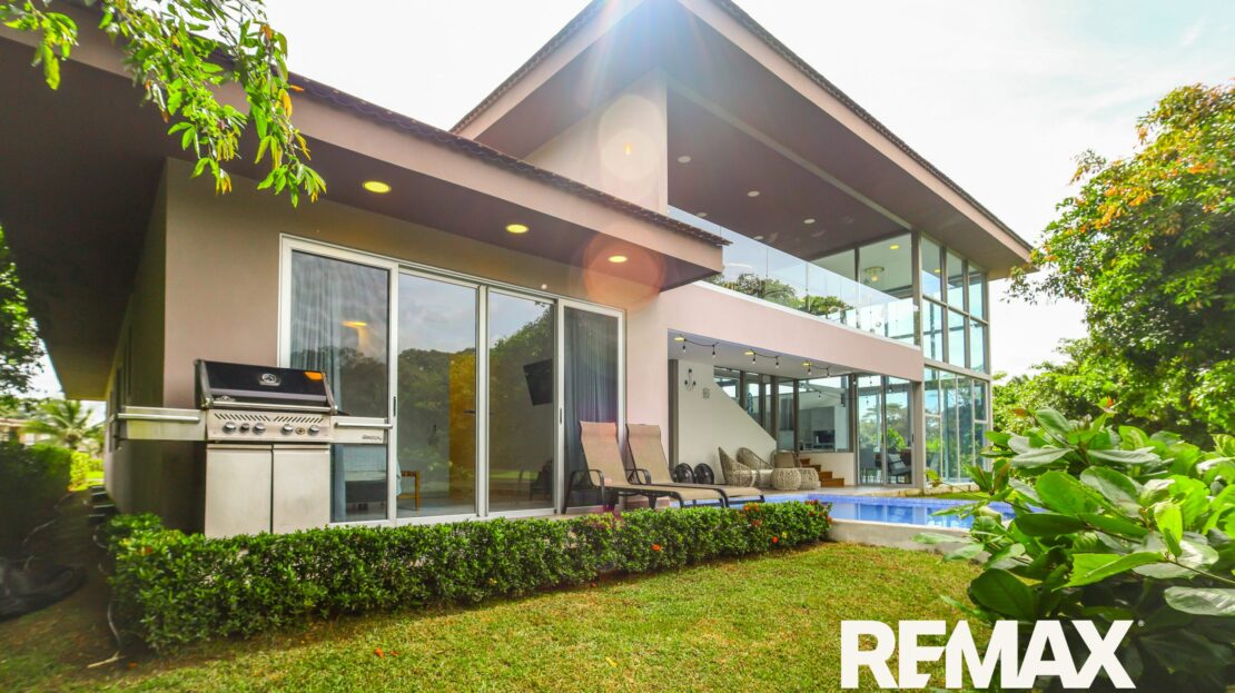 Garabito Central Pacific Costa Rica>Hermosa Beach For Sale 103876 | Dominique Brousseau Jaco Costa Rica Real Estate Agent