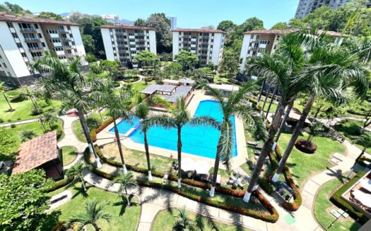 Jacó Beach Condo Retreat