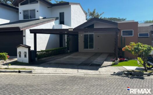 Central Pacific Costa Rica Home for Sale | 400 Meters from the Beach