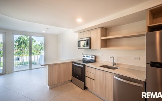 Modern Oceanfront Studio in Pacific Point – Jaco Beach’s Newest Luxury Gem