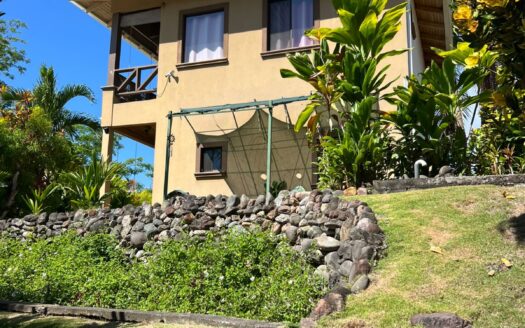 Great opportunity 3 Bed  3 Bath Home in Playa Hermosa – Loma del Mar