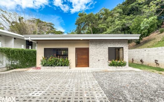 NEW Beautiful 3-Bedroom Home with Pool I Hermosa Beach