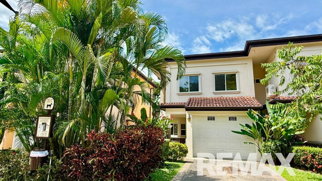 Garabito Central Pacific Costa Rica>Herradura  110512 | Dominique Brousseau Jaco Costa Rica Real Estate Agent