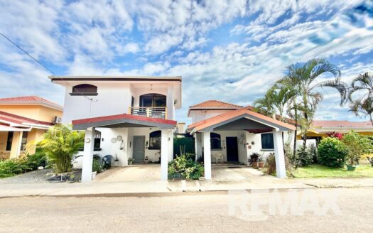 Tropical Paradise with Private Pool in Esterillos